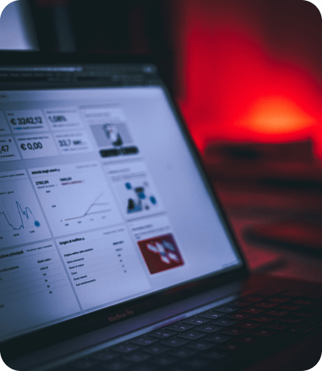 hire social media expert